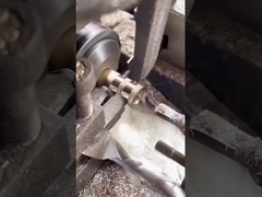 Disegno su misura Parti di lavorazione CNC in alluminio per autoveicoli con degrassa, lucidatura, deburring